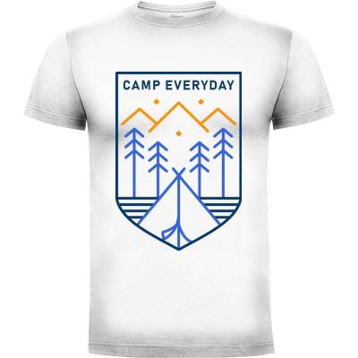 Camiseta Campamento todos los días 3 - Camisetas Vektorkita