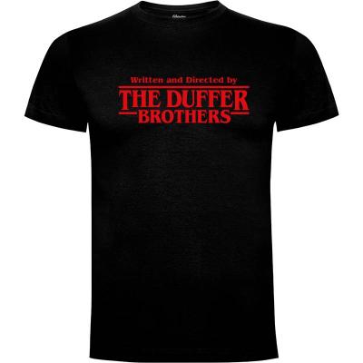 Camiseta Written and Directed by The Duffer - Camisetas Demonigote
