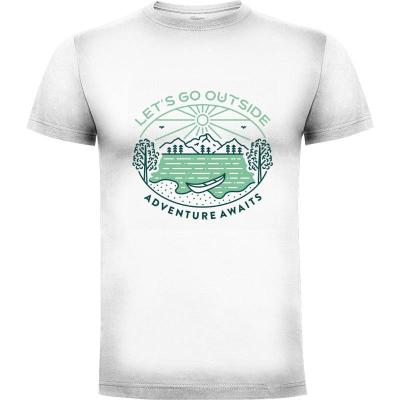 Camiseta Go Outside Adventure Awaits 3 - Camisetas Naturaleza