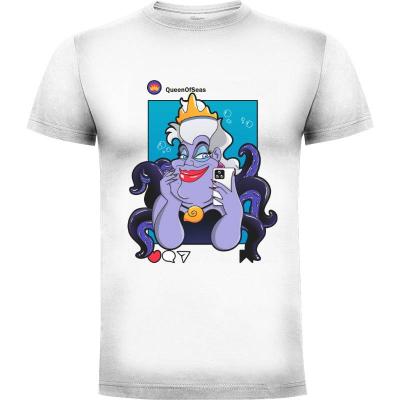 Camiseta @QueenOfSeas - Camisetas Chulas