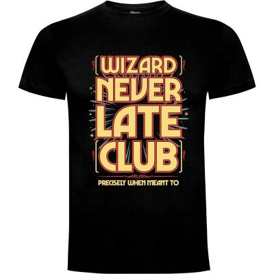 Camiseta Wizard Never Late Club - Camisetas Rocketmantees
