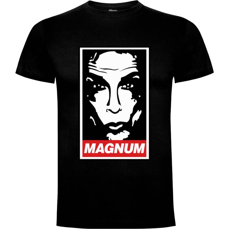 Camiseta Magnum